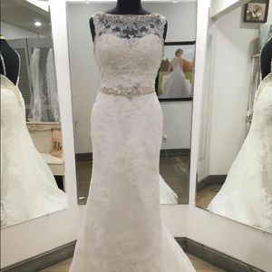 casablanca wedding gown style 2146